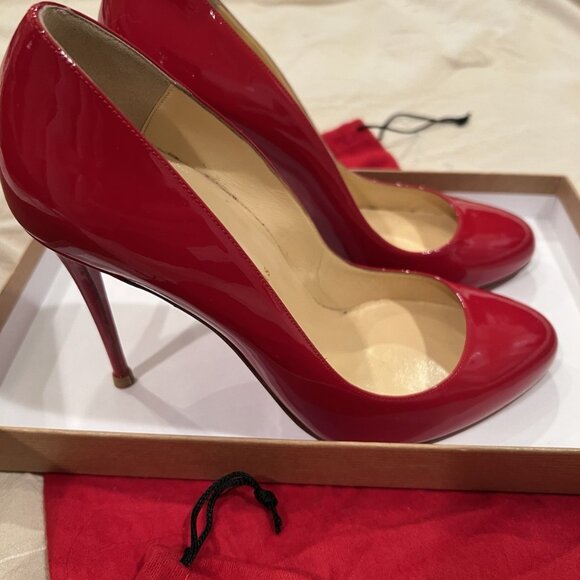 Christian Louboutin Red Patent calf Leather Stiletto Pump Heels - Picture 4 of 9